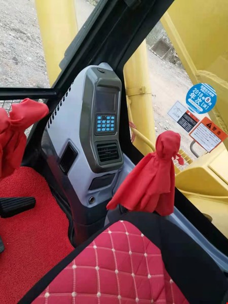 بیل مکانیکی کوماتسو - 400 - تجهیزات کوماتسو