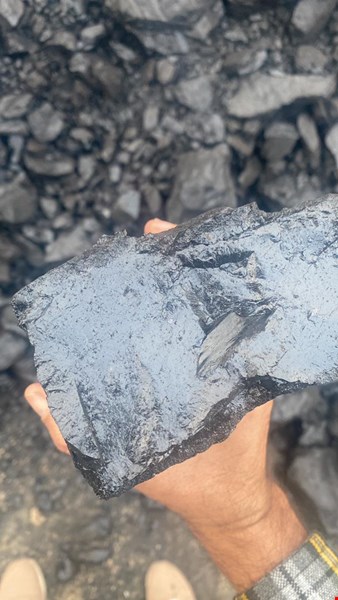 مواد معدنی - قیر طبیعی  گیلسونایت