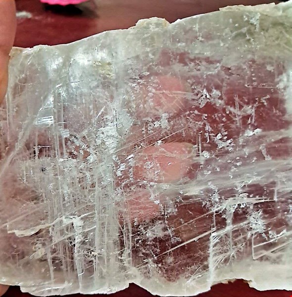 ژیپس صادراتی ایران با خلوص بالای ۹۰٪ در سنگچین