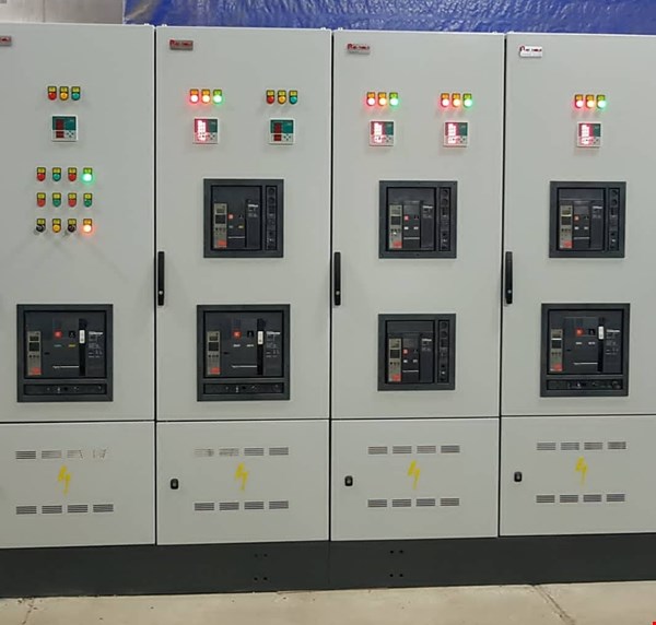 خدمات طراحی تولید ساخت -تابلو برق