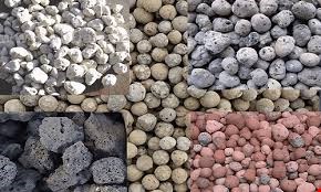 فروش انواع پوکه معدنی قروه