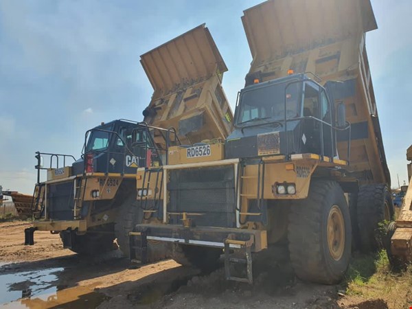 تجهیزات  - ماشین آلات - دامپتراک