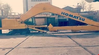 خدمات-تجهیزات-دکل بیل مکانیکی - استان هرمزگان