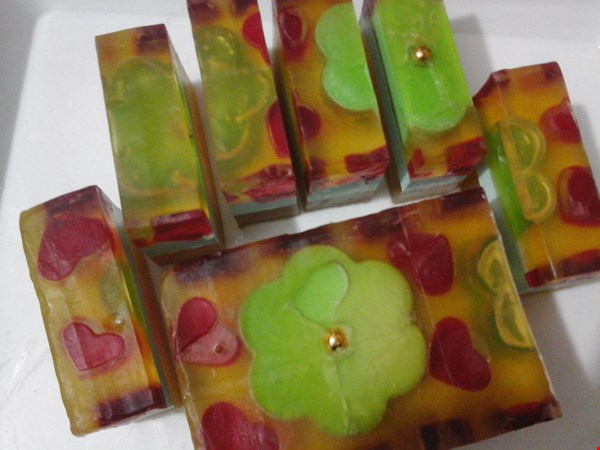 خدمات آموزشی- صابون های هلن