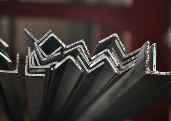 فروش نبشی و ناودانی زیر قیمت- صنایع فلزی- فلز-