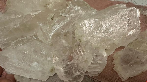فروش سنگ گچ درجه یک (ژیپس) - قیمت کارخانه