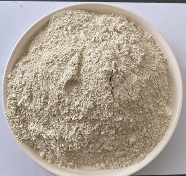 پودر بنتونیت و زئولیت