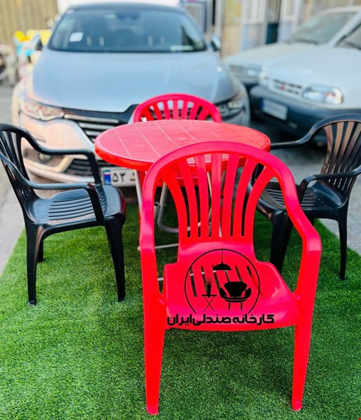صندلی پلاستیکی