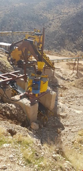 ماشین آلات- تجهیزات-  سنگ شکن