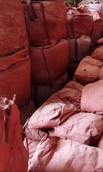 فوری فروشی - مواد معدنی آهن هماتیت - چینی  زیر قیمت بازار 