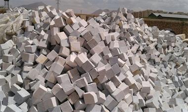 خرید و فروش مواد معدنی تولید انواع جدول سنگی- کفپوش تیشه ای- کوبیک