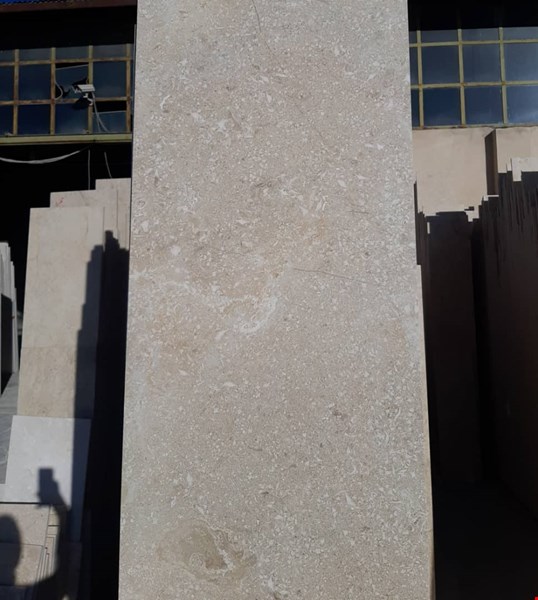 سنگ مرمریت گل پنبه ای آباده..‌فروش ویژه